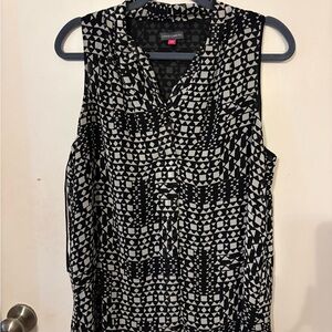 Black and White Geometric Print Sleeveless Top